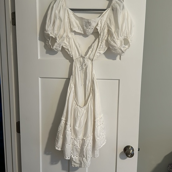 White Sabo Skirt Ray Dress - Picture 5 of 5